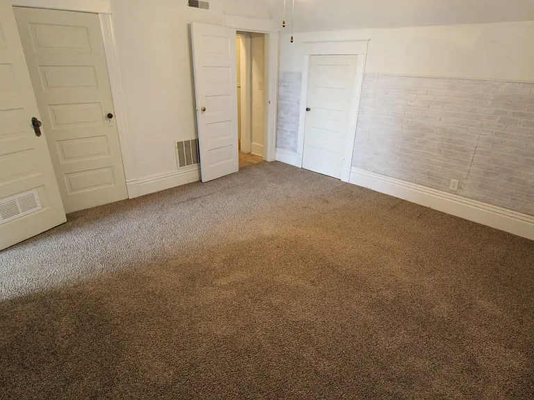 23 E Sinto Ave — Photo 3