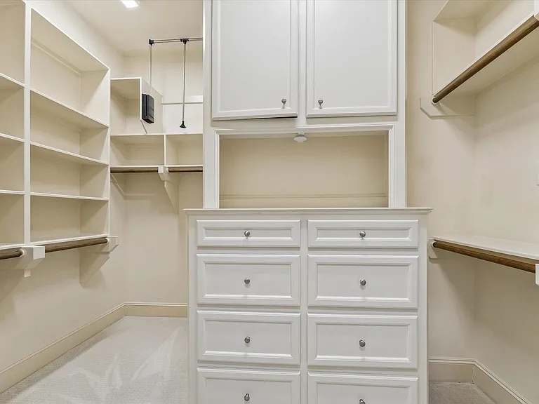 6019 Post Oak Green Ln — Photo 24