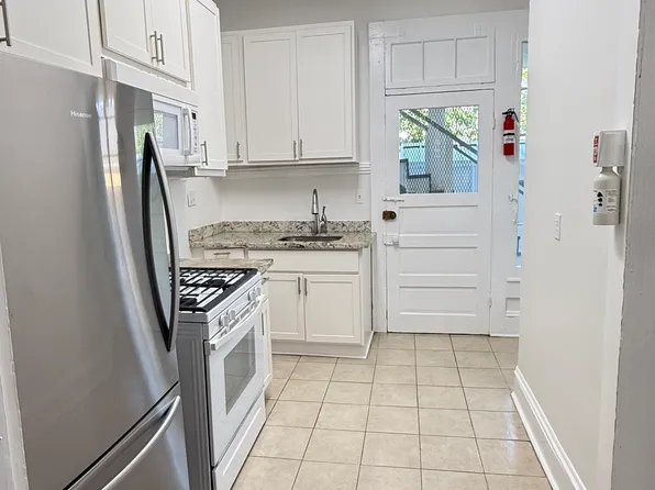 1133 Fern St #A, New Orleans, LA 70118