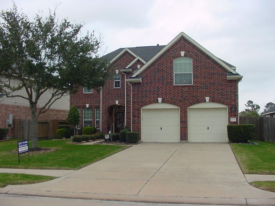 1st image of 7507 Lakeside Manor Ln