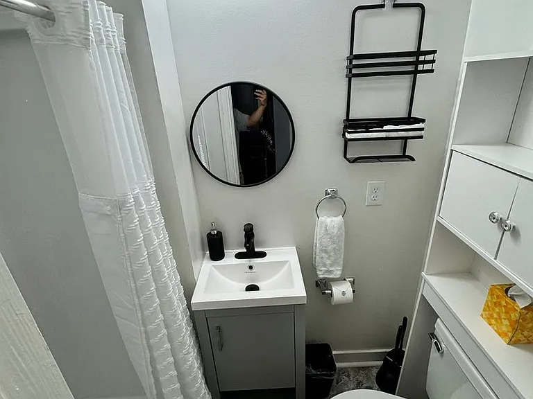1732 Winder St — Photo 12