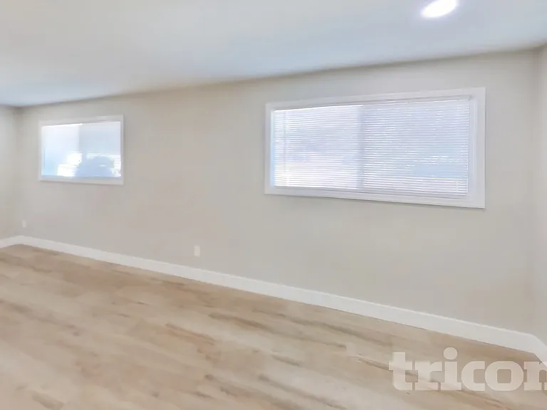 4820 W Hayward Ave — Photo 16