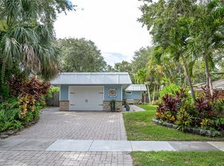 626 Dahlia Ln, Vero Beach, FL 32963