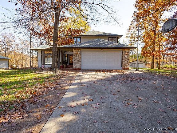 2nd image of 170 Twin Oaks Dr