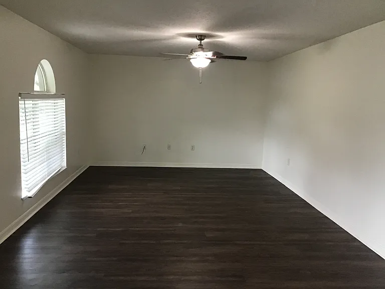 5449 NW Wisk Fern Cir — Photo 3