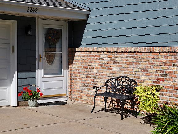 2nd image of 2248 Lamplight Dr