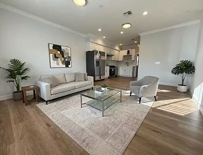 300 W Foothill Blvd #306A