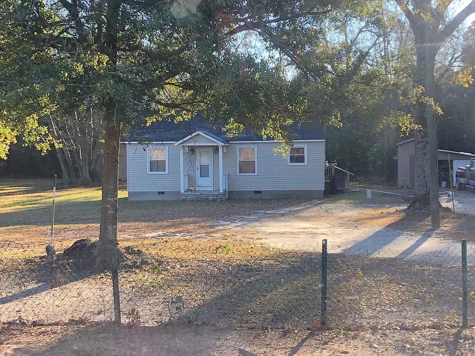 2nd image of 1528 Clark Rd