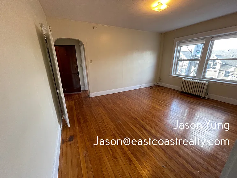 13 Gardner St #12 — Photo 3
