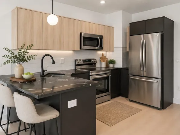 Q10 Luxury Apartments