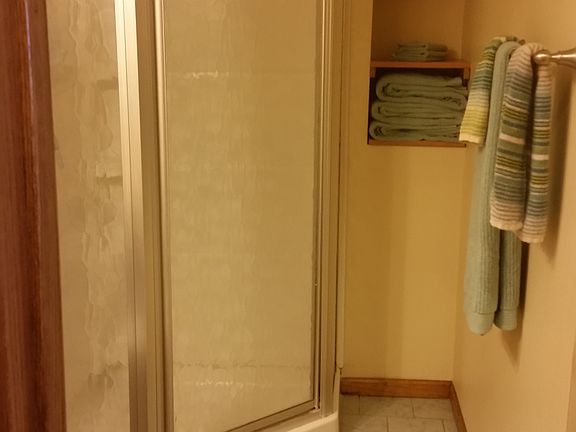 lower bath