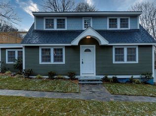 8 Livingstone Ln, Waltham, MA 02453