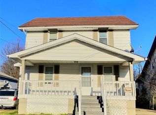 1877 16th St SW, Akron, OH 44314