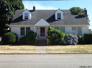 102 W High St, Stayton, OR 97383