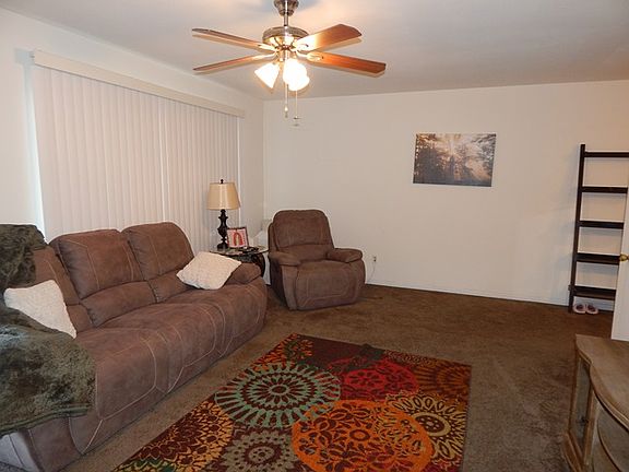 3rd image of 6305 Acorn St