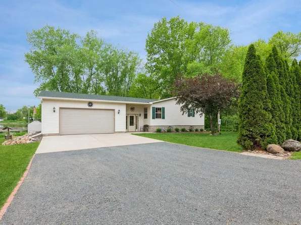 19225 Highwood Shores Rd, Pine City, MN 55063