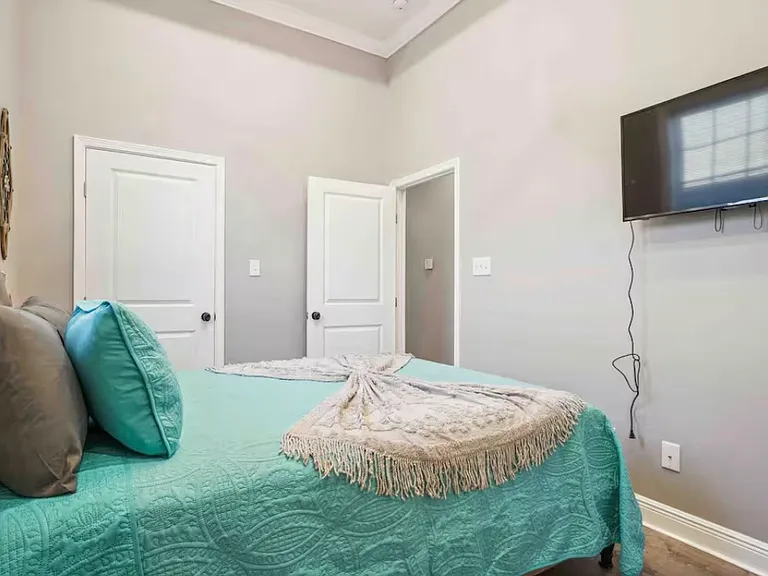 521 S Scott St #523 — Photo 9