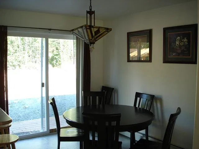 Dining Area Unit 1