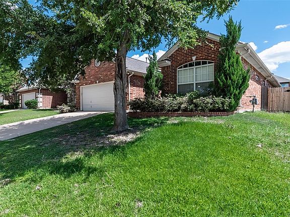 3rd image of 6917 McCracken Ct