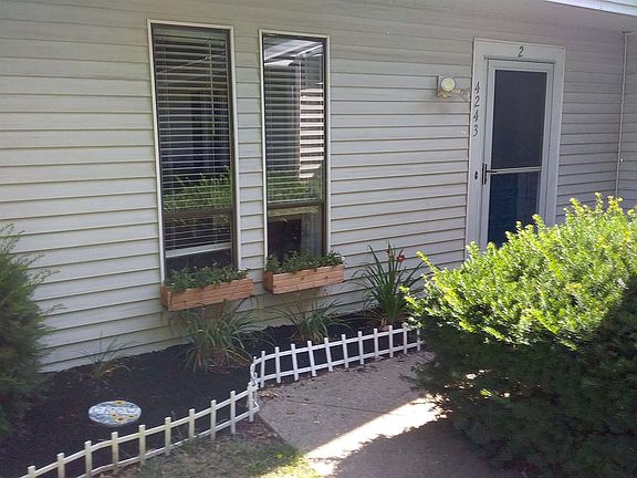 2nd image of 4243 Briarwood Dr APT 2