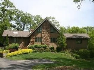 21545 N Pine Lake Ct, Kildeer, IL