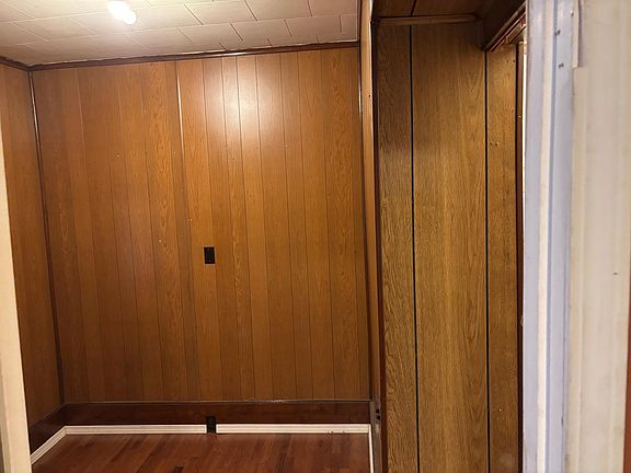 3rd image of 59 Davey St #2