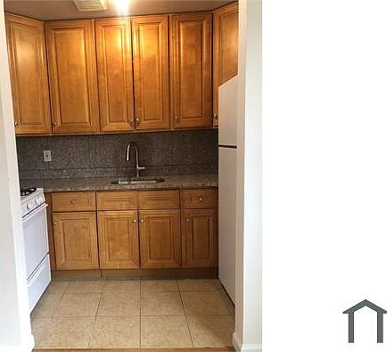 1st image of 1120 E 222nd St #3R