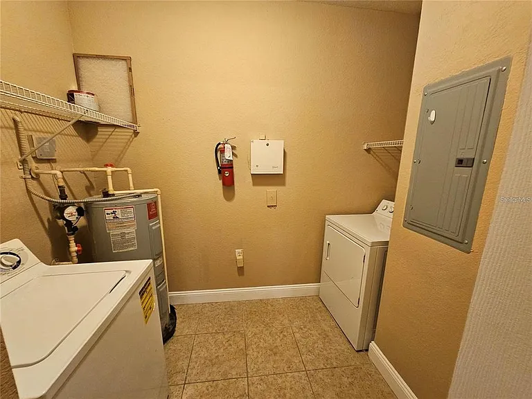 6151 Metrowest Blvd #206 — Photo 9