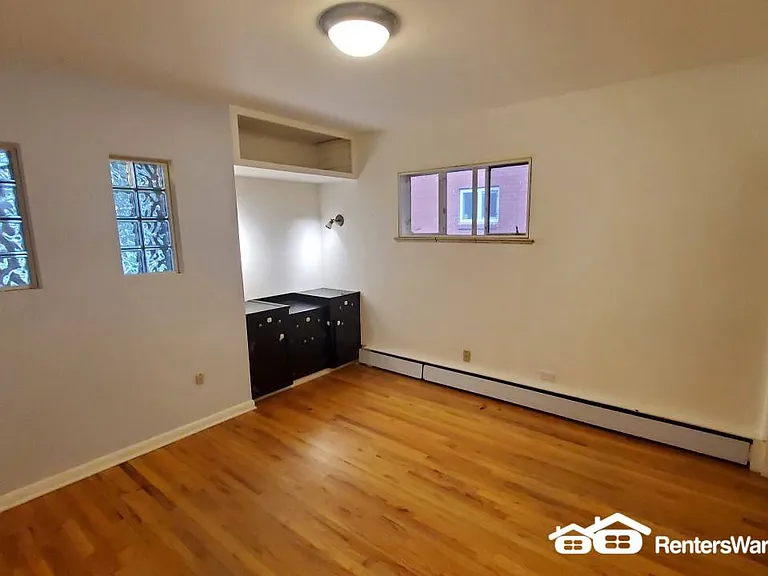 2225 S Cherry St — Photo 4