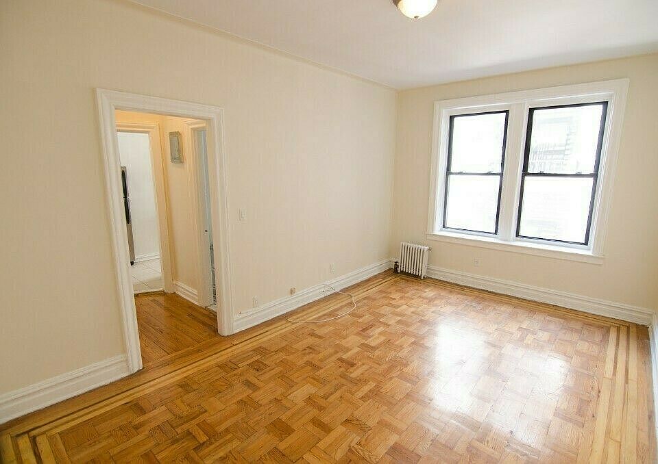 1st image of 4323 40th St APT 4J