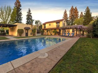 305 N Fairway St, Visalia, CA