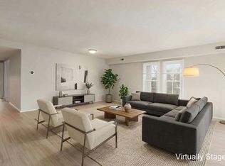 1512 Lafayette Dr APT B, Upper Arlington, OH 43220