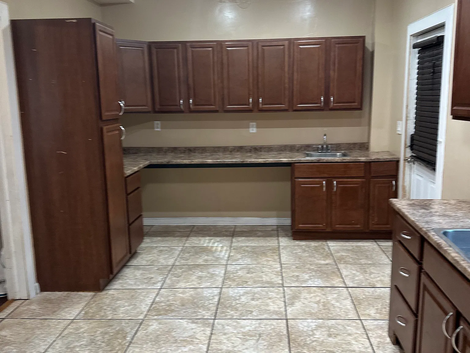3 bed, 1449 sqft, $1,175 — Photo 3