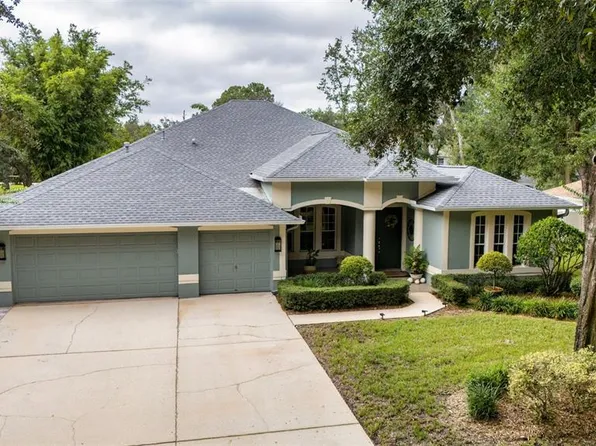 28 CAMELOT RIDGE DRIVE, BRANDON, FL 33511