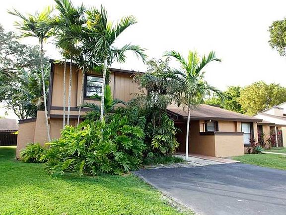 2nd image of 6912 SW 127th Ct #6912