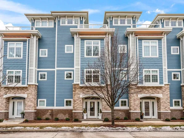307 E Pier STREET, Port Washington, WI 53074