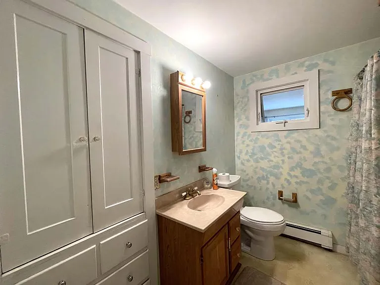 732 Highland Ave — Photo 11