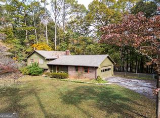 24 Meadow Ln, Covington, GA 30014