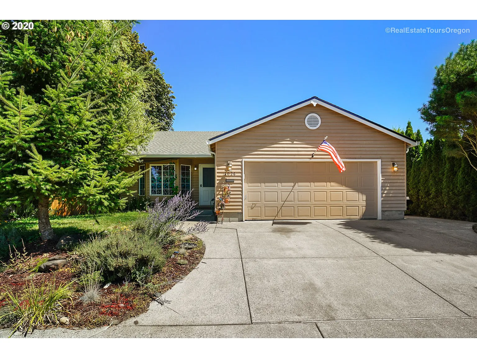 1026 N 25th Ave photo 1