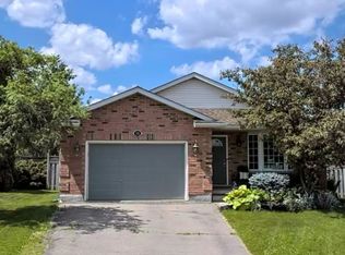 172 Springfield Pl, Waterloo, ON N2T2M6