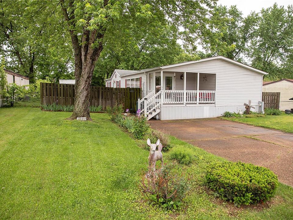 1st image of 5573 Echo Valley Dr