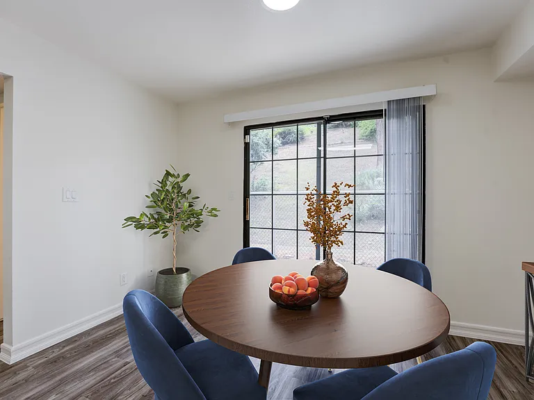 Howard Gilmore Terrace - Military Housing — Photo 13
