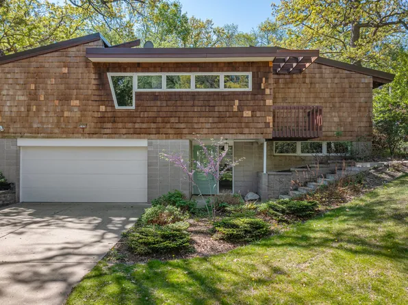 1026 Brenner Ave, Saint Paul, MN 55113