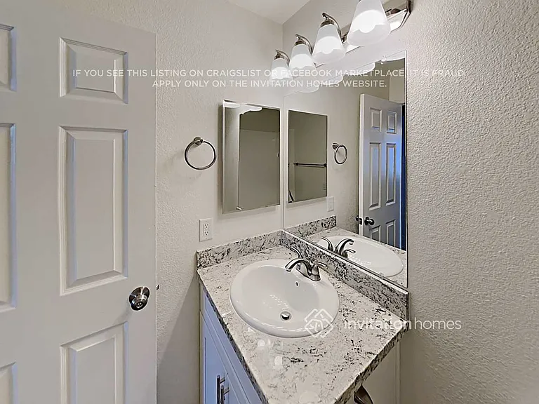 847 S Esmeralda — Photo 13