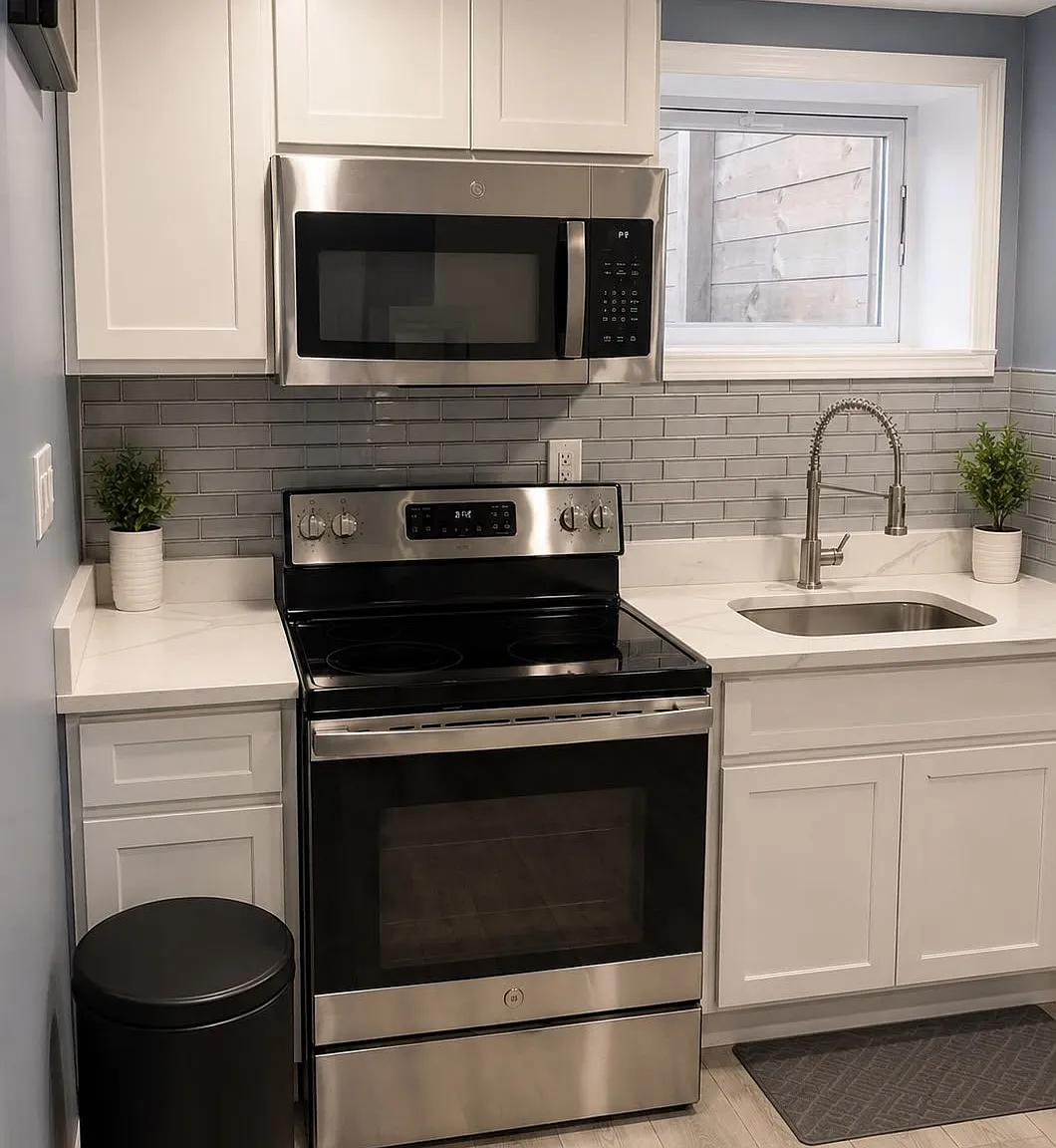 416 Division Ave NE — Photo 1