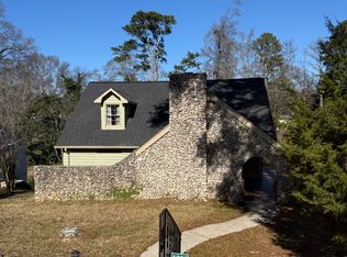 1211 Forest Ln, Anniston, AL 36207