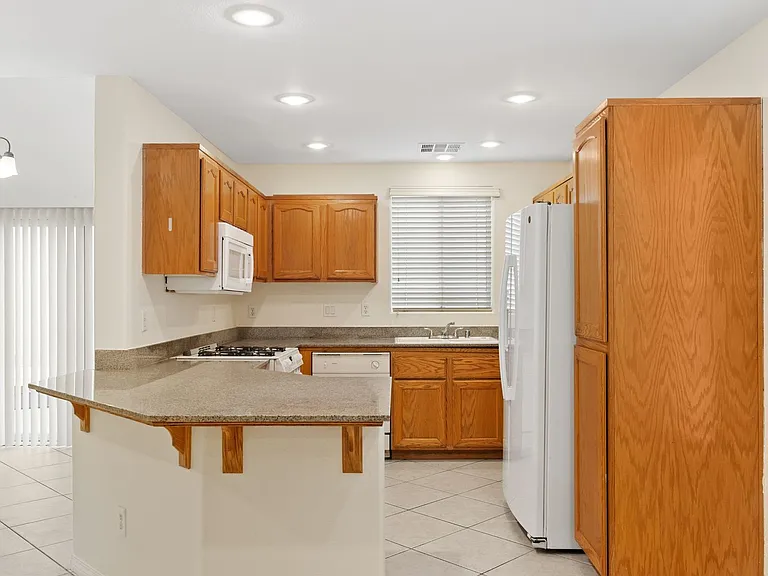 7268 Vinca Rd — Photo 16