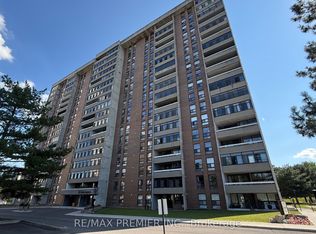 15 Kensington Rd #1011, Brampton, ON L6T3W2
