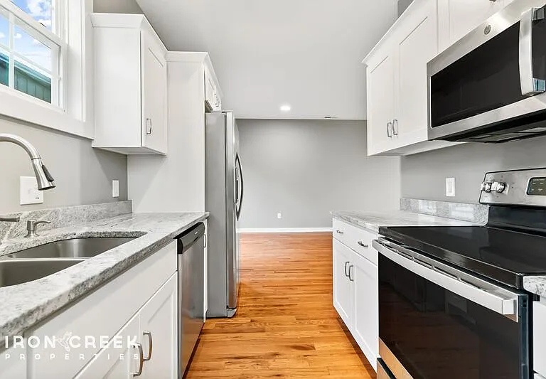 864 Sand Hill Rd — Photo 6