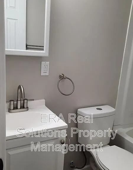 2011 Heritage Dr #11 — Photo 8